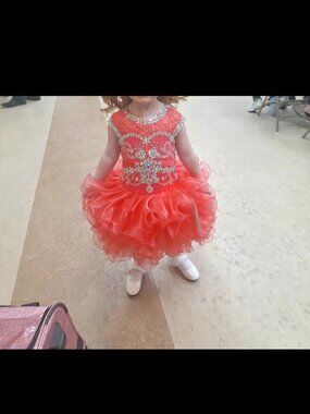 Girls pageant dress